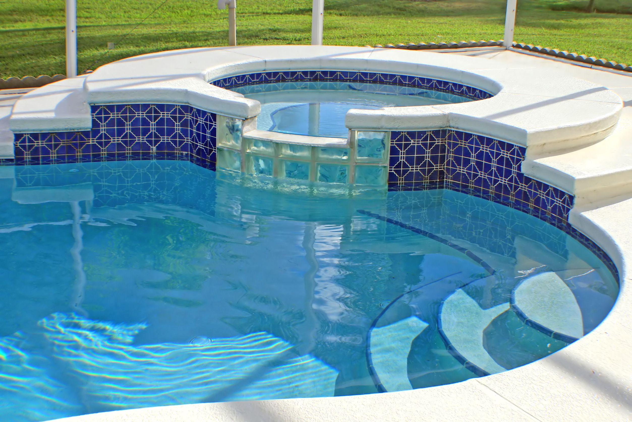 What Should You Know About the New Gunite Pools in Long Island NY?