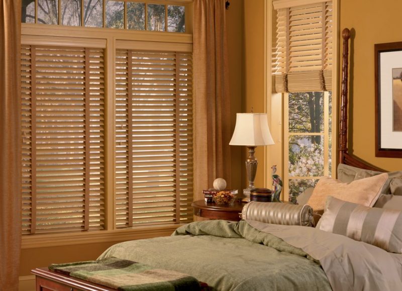 Curtains Vs. Window Blinds In Vista CA