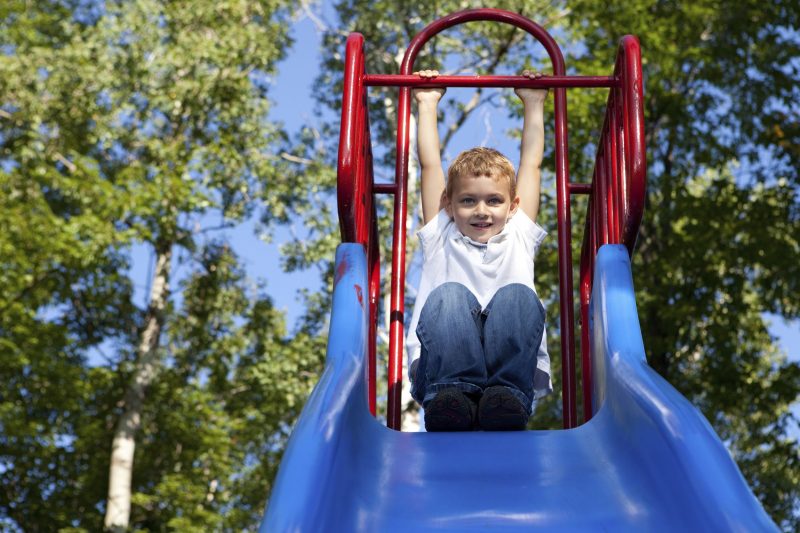 How to Choose the Right Commercial Backyard Playset for Your Toddler