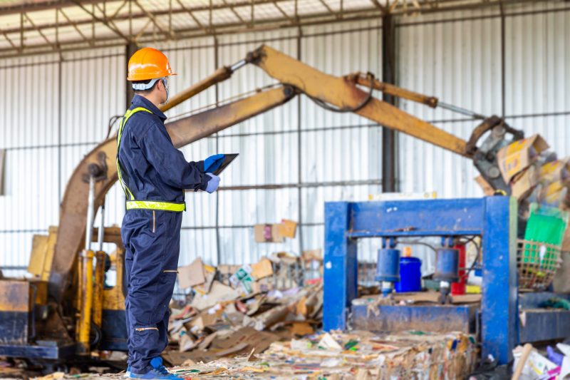 Efficient Commercial Waste Disposal Solutions in Waterloo, IA